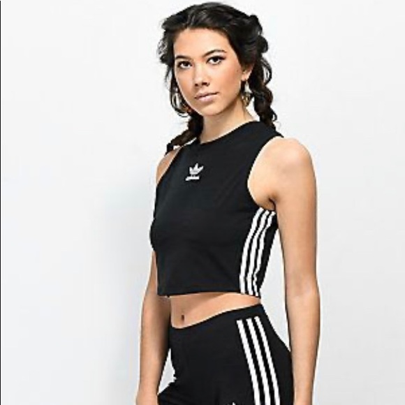 adidas Tops - Adidias three stripped set